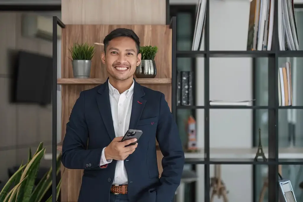 Mr. Azlan, Senior Engineer at an infrastructure company