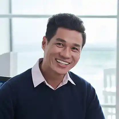 Mr. Lee, Project Manager at a Signage Installation Company